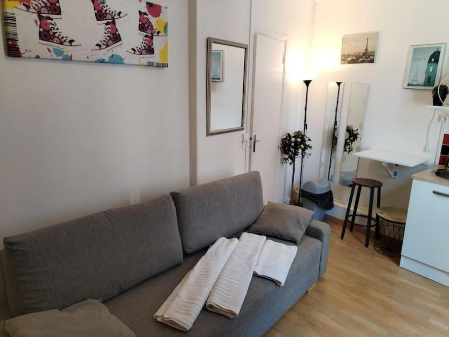 Studio Rue De La Sante Paris Exterior photo