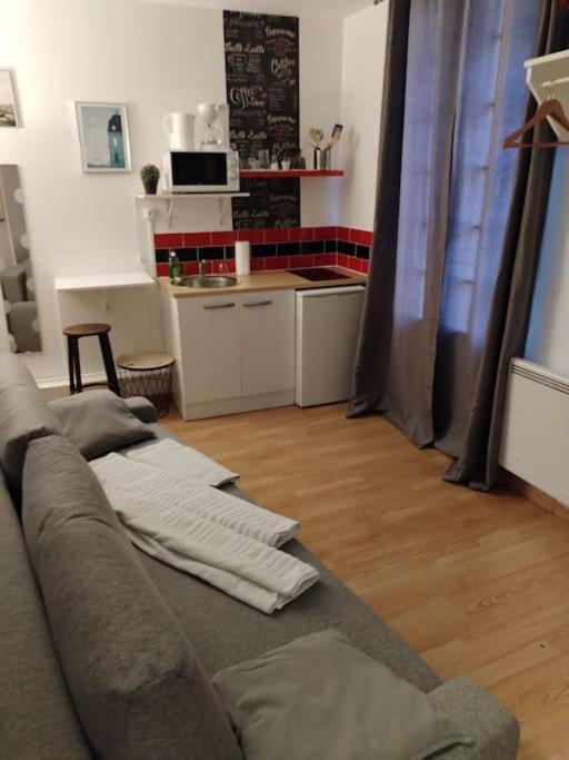 Studio Rue De La Sante Paris Exterior photo